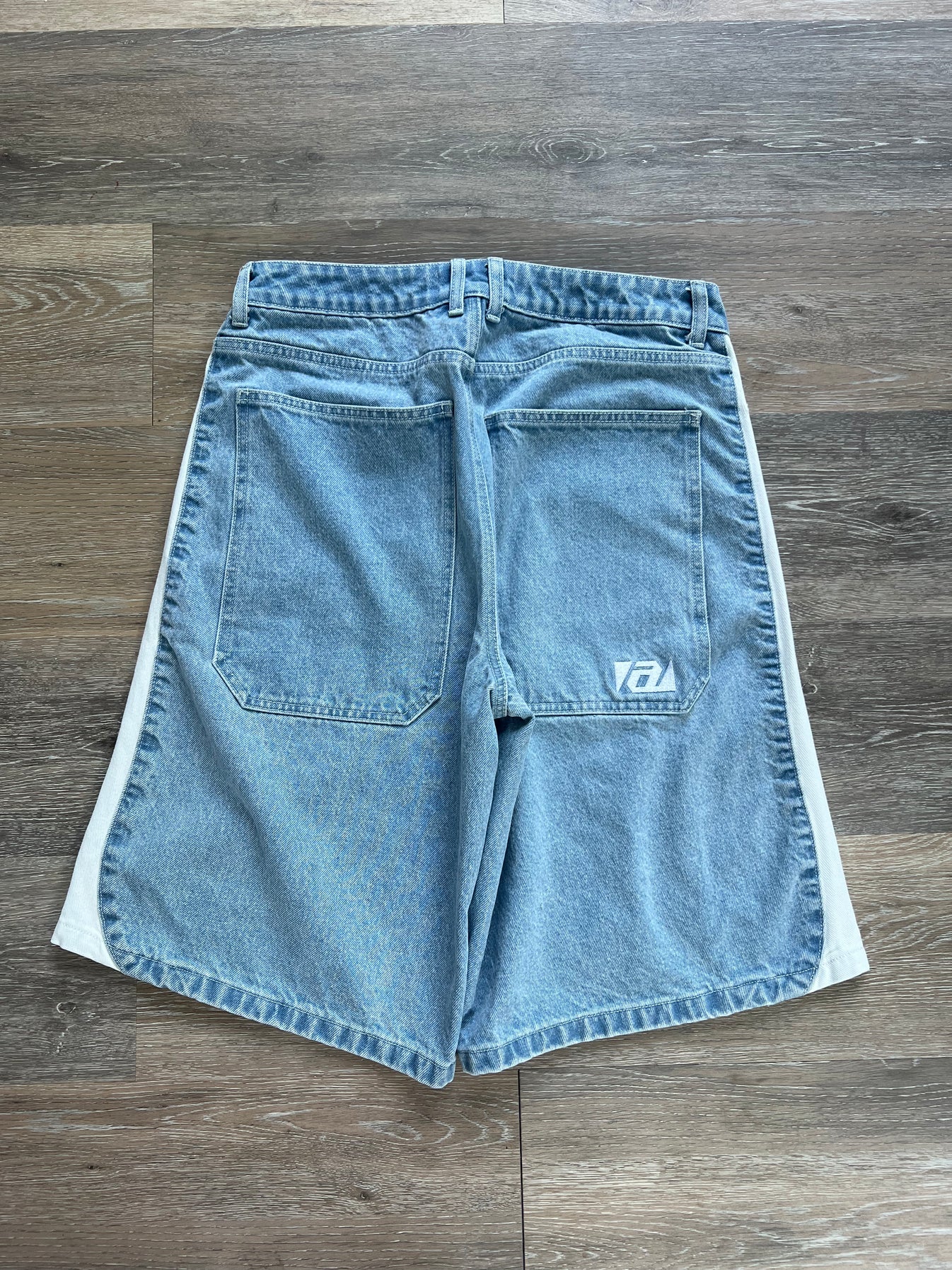 Streamline Jorts