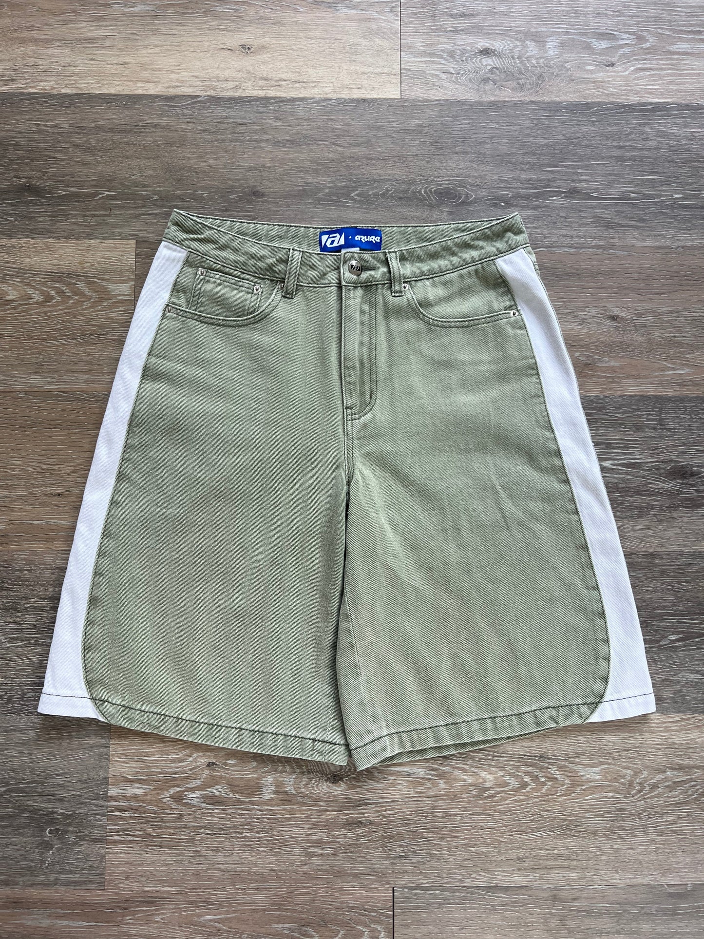 Streamline Jorts